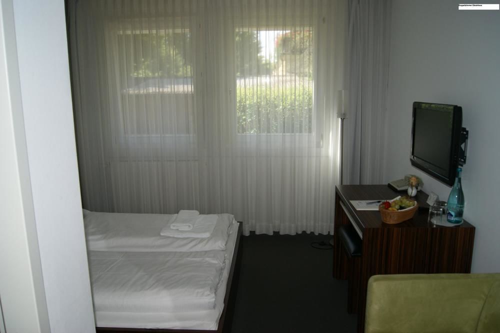 Das Schmoeckwitz Berlin Exterior photo